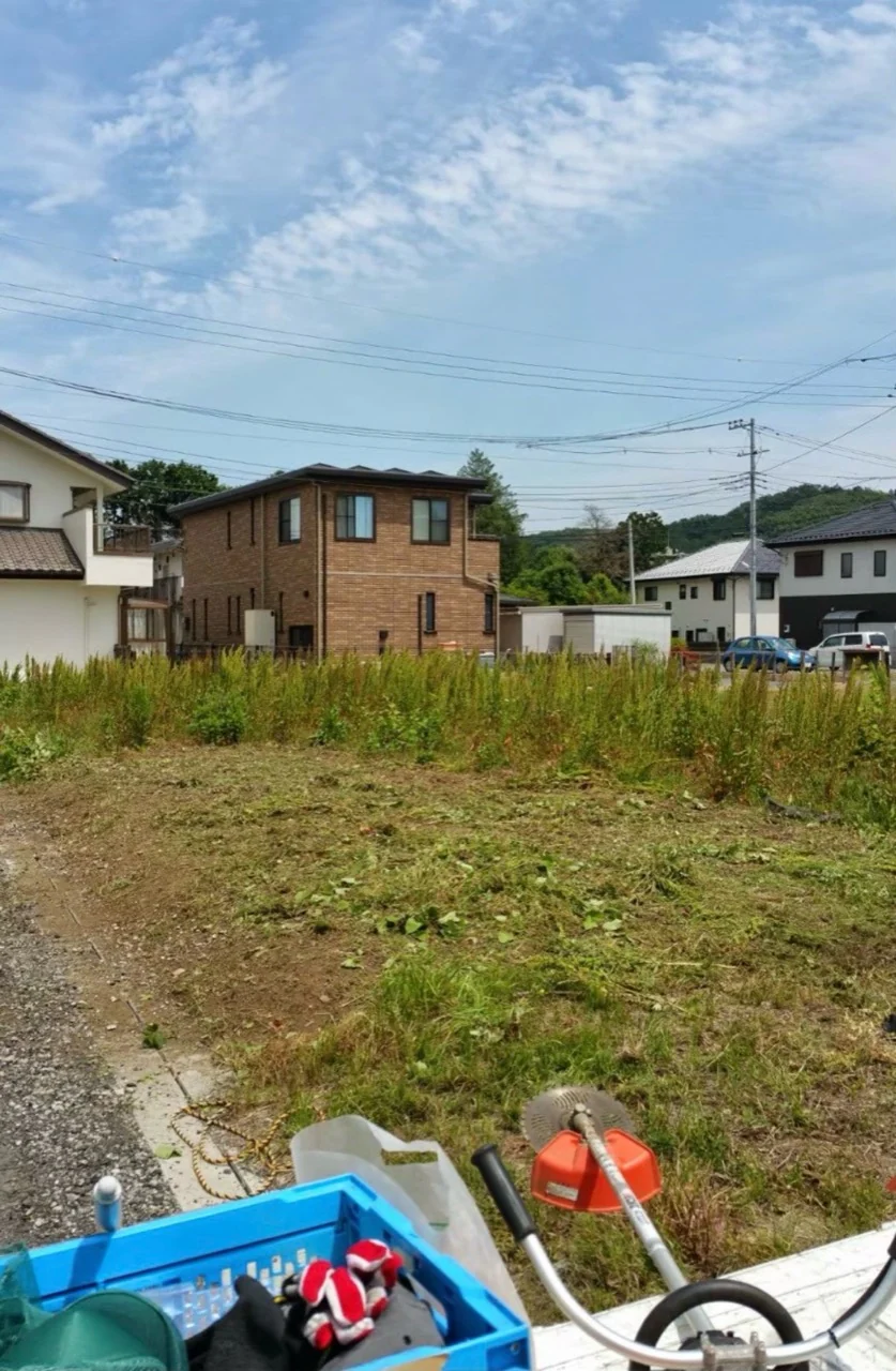 大規模防草シート施工前の敷地